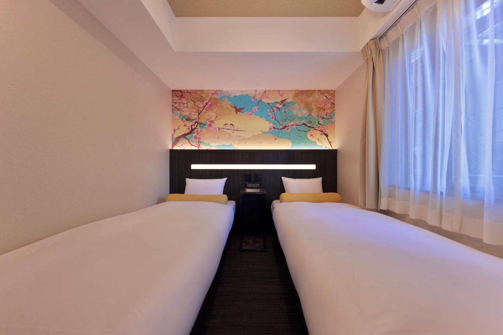 Kuromon Crystal 4* Ōsaka